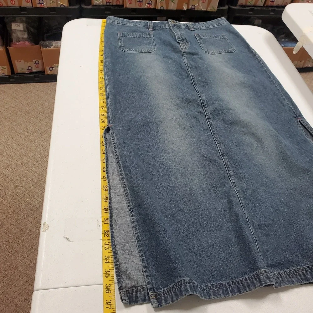 Union Bay Womens Y2K Denim Maxi Skirt Size 13 Blue Pockets Long Country Faded
